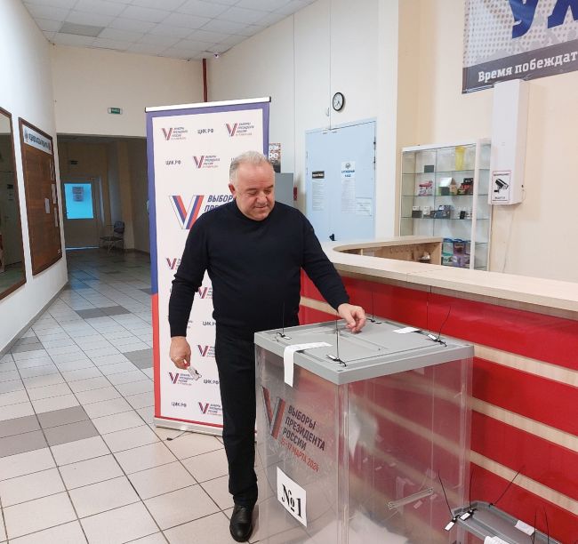 Магомед Османов проголосовал Ухта